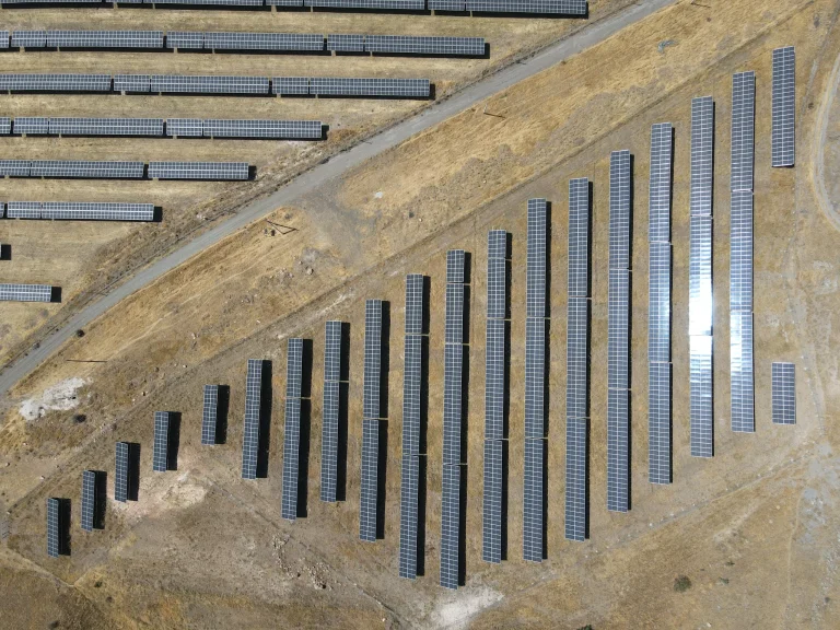 მზის სადგური - ინდუსტრიული მასშტაბის პროექტი