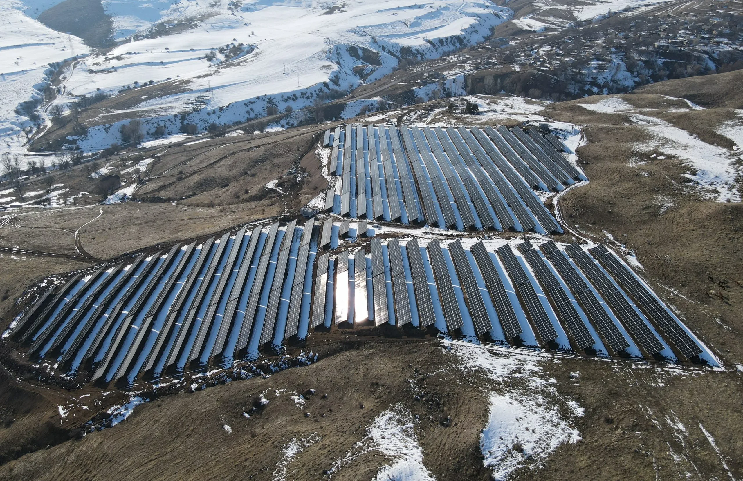 Utility-scale solar power plants from EcoVille