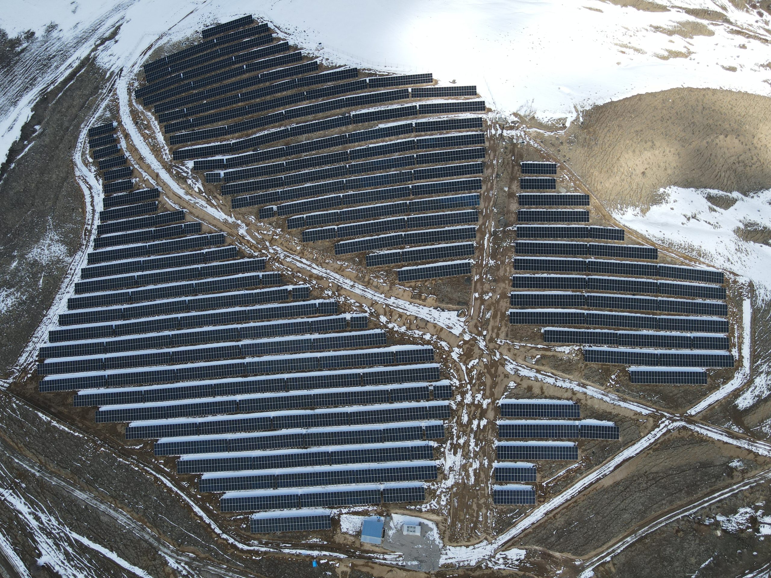 Utility-scale solar power plants from EcoVille