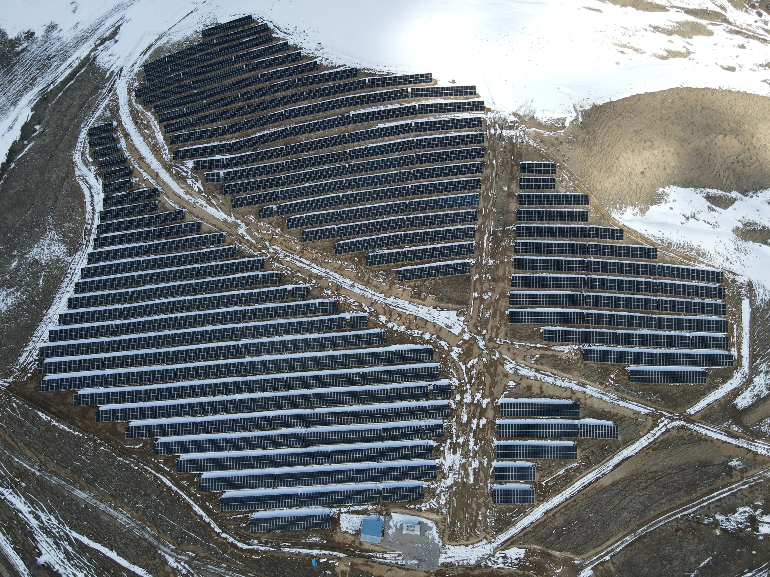 Utility-scale solar power plants from EcoVille
